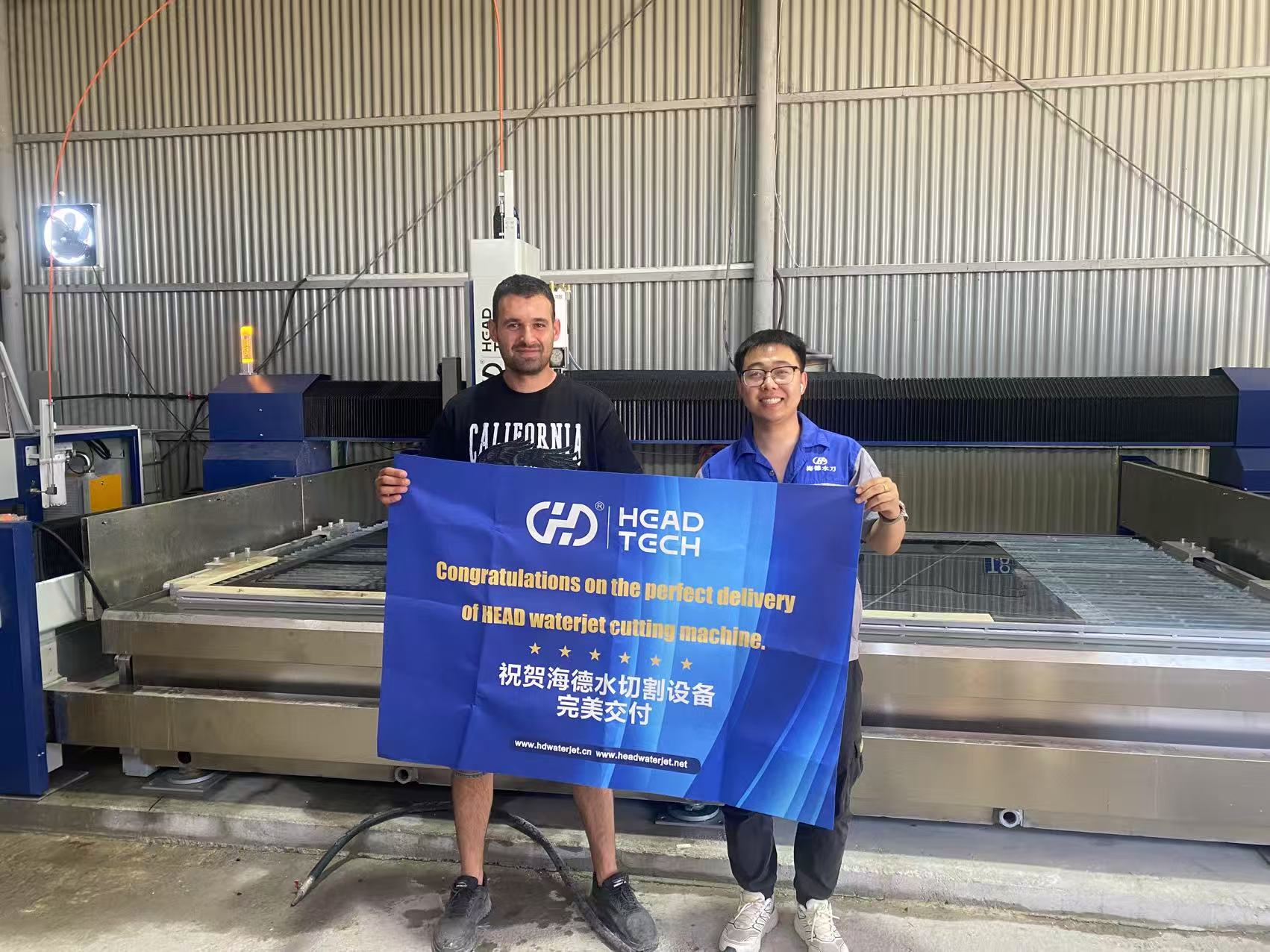 客户合照 (2) 客户合照 (2)